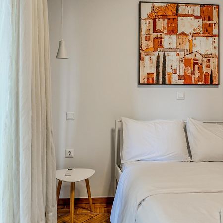 Apartment Near Metro + Port Piraeus Exterior photo